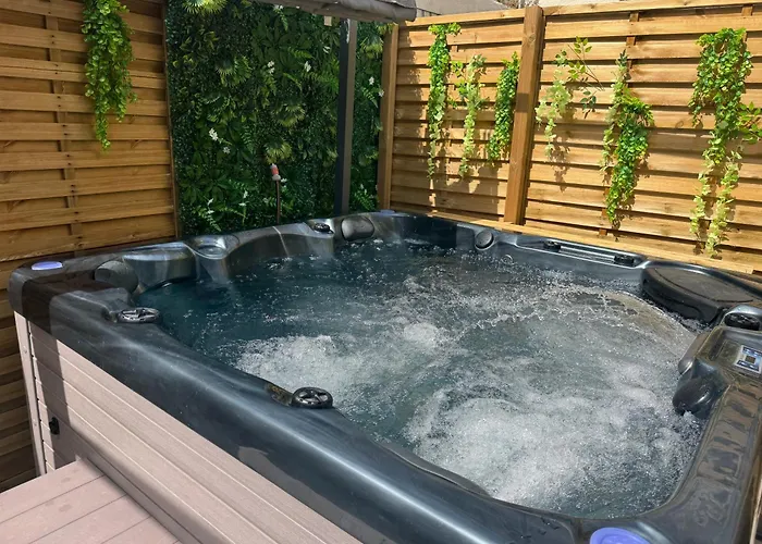 La Maison De Julia Bleute * Menton