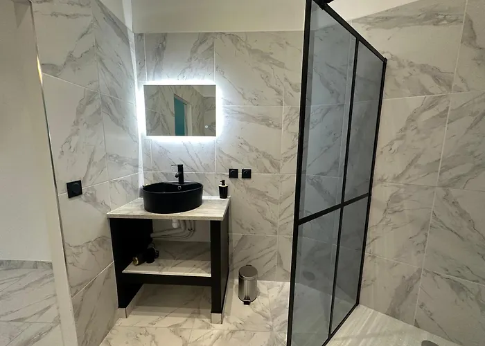 La Maison De Julia Bleuté *